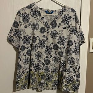 No longer wear scrubs. XL